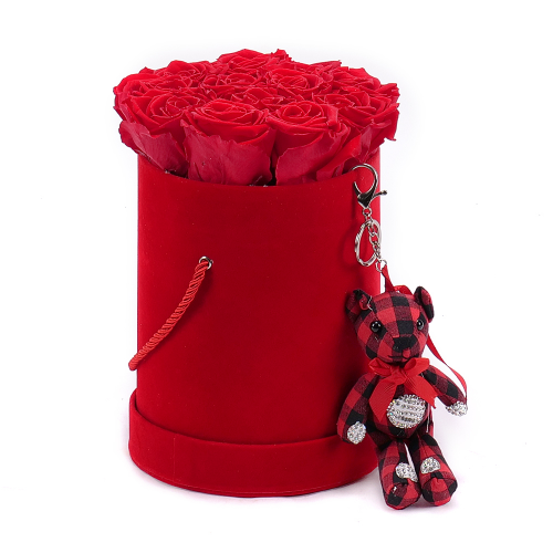 In eterno piros bársony kerek doboz "L" 15 vörös rózsa macis kulcstartóval